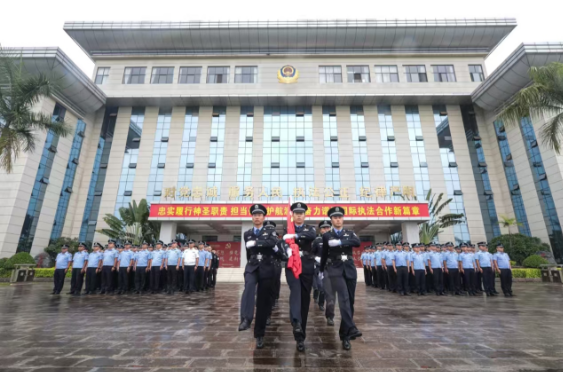 弘扬优良传统  奋进新的征程 ——云南省公安厅水上巡逻总队各级开展庆祝 “八一”建军节系列活动