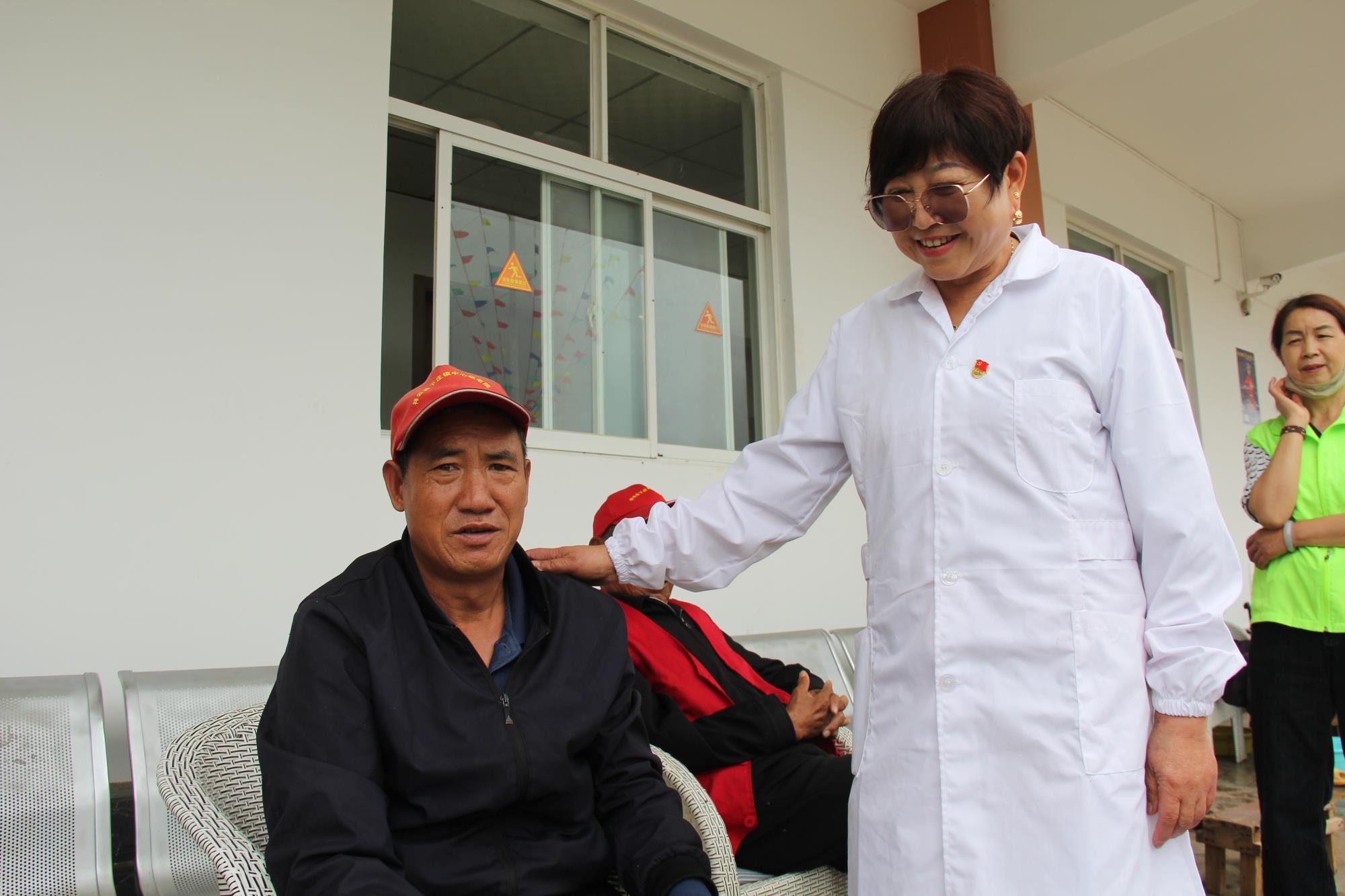云南祥云县下庄镇中心敬老院：让老年人得欢心
