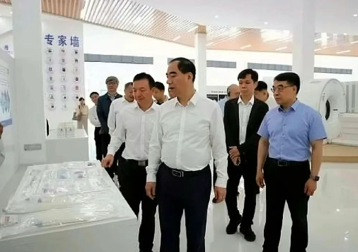 要闻｜北京大学调研团到弥渡县调研