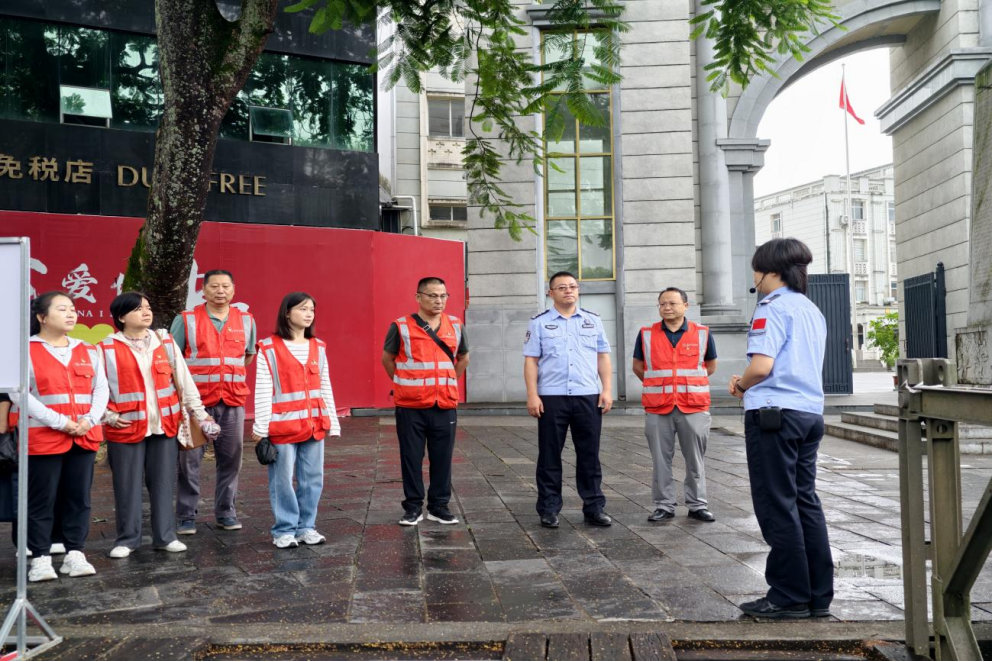 【同心共筑美丽桥 党建引领谱新篇】云南畹町边检站执勤队联合瑞丽公路分局开展主题党日活动