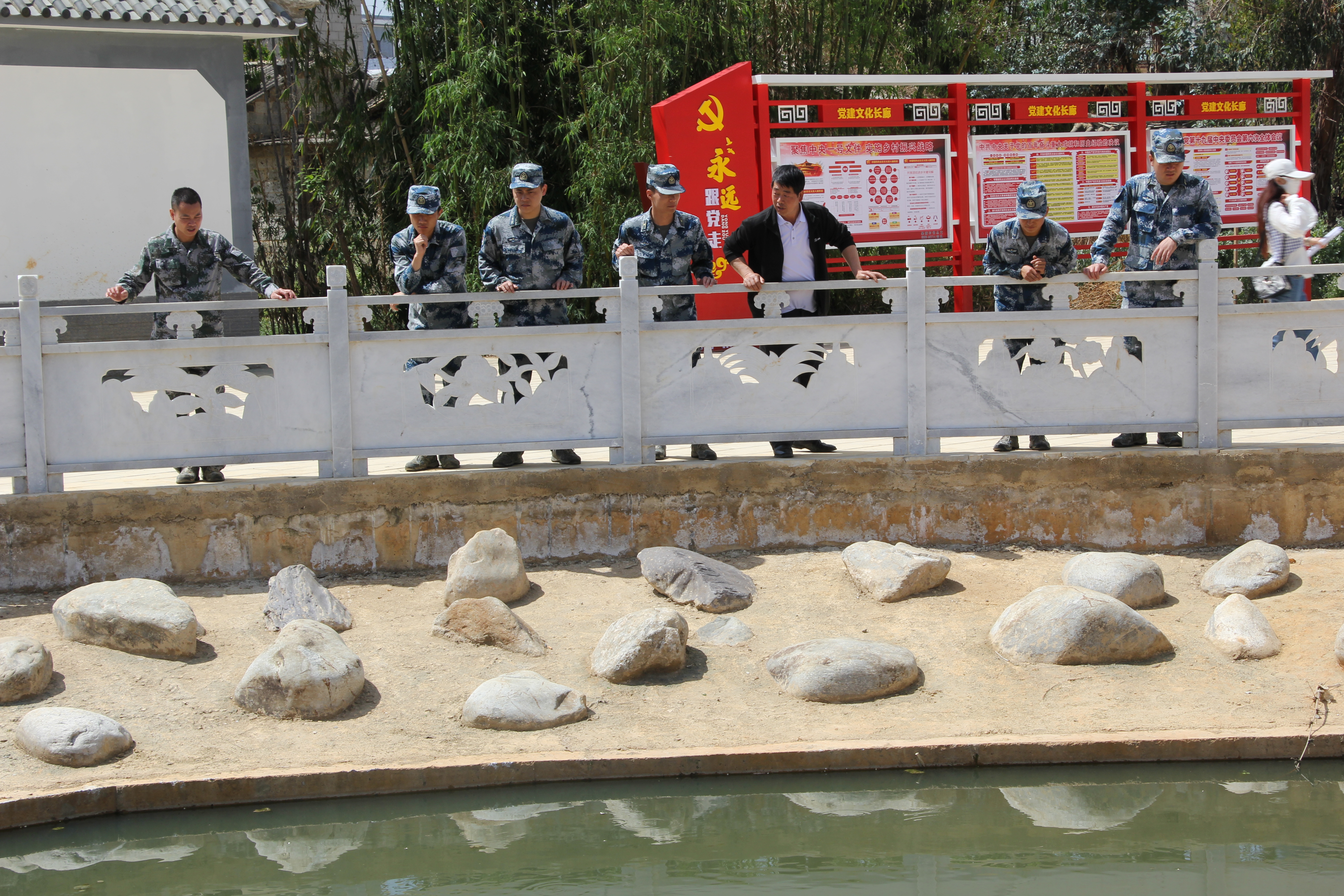 云南祥云县军民互帮互助推进新时代双拥高质量发展