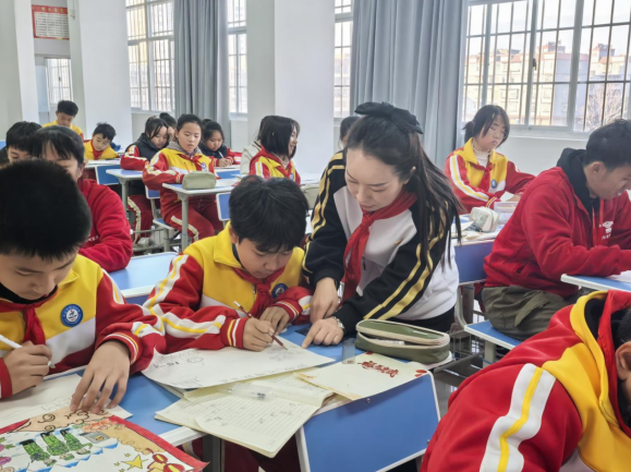 情暖边关！开远政企校联动，笔墨传情致敬戍边英雄