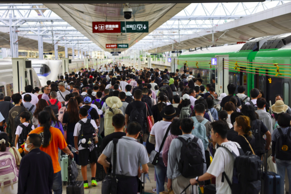 云南：铁路2025年客货两旺，全年发送旅客突破1亿人次、货物超7500万吨