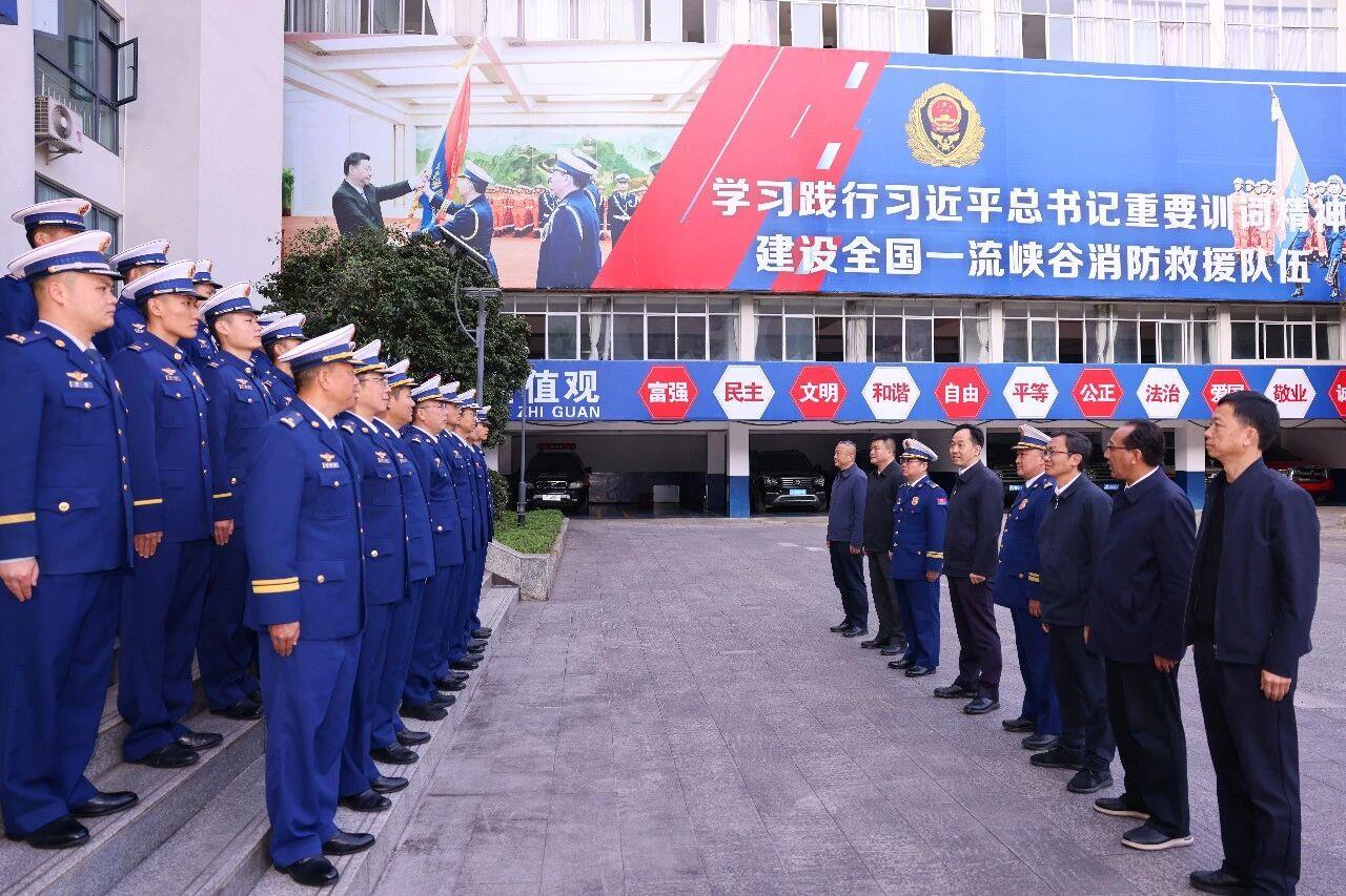 洪维智 李文辉春节前夕开展走访慰问活动 向全州干部群众致以新春祝福和诚挚问候