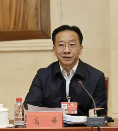 与委员面对面｜住滇全国政协委员高峰：支持民营企业深度参与面向南亚东南亚辐射中心建设