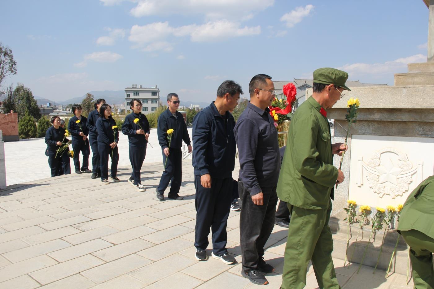 云南祥云县持续提升军人事务服务能力