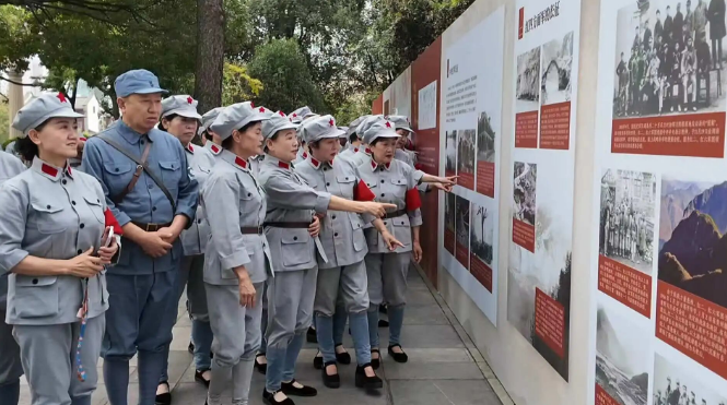 “红色记忆 英烈丰碑”长征主题展在云南昆明举行